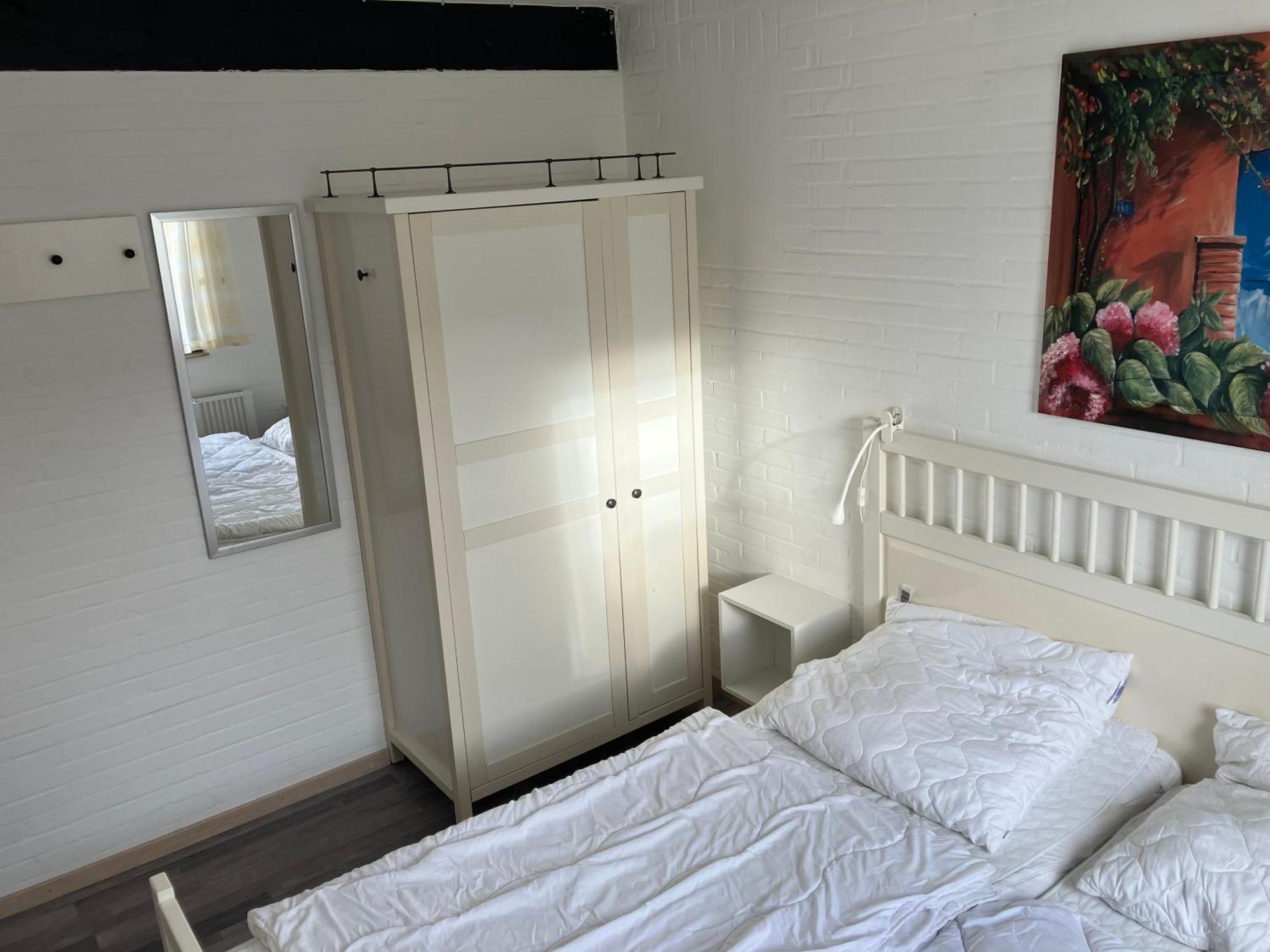 Schoenes Ferienhaus In Tossens Mit Schoenem Garten Butjadingen Bagian luar foto