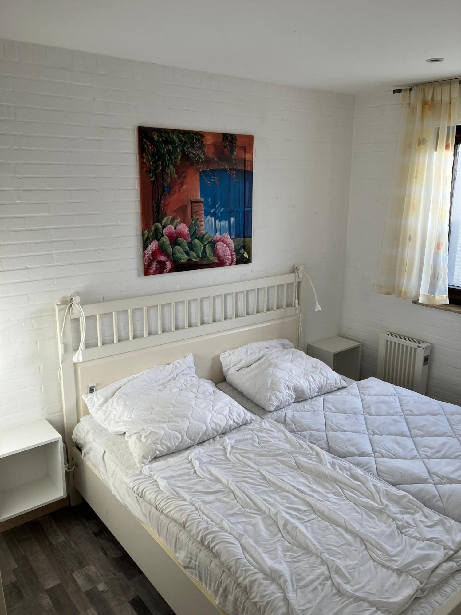 Schoenes Ferienhaus In Tossens Mit Schoenem Garten Butjadingen Bagian luar foto